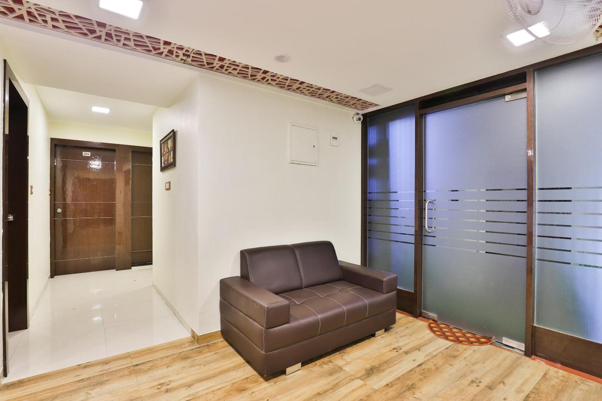Hotel O Red Apple Ahmedabad Luaran gambar